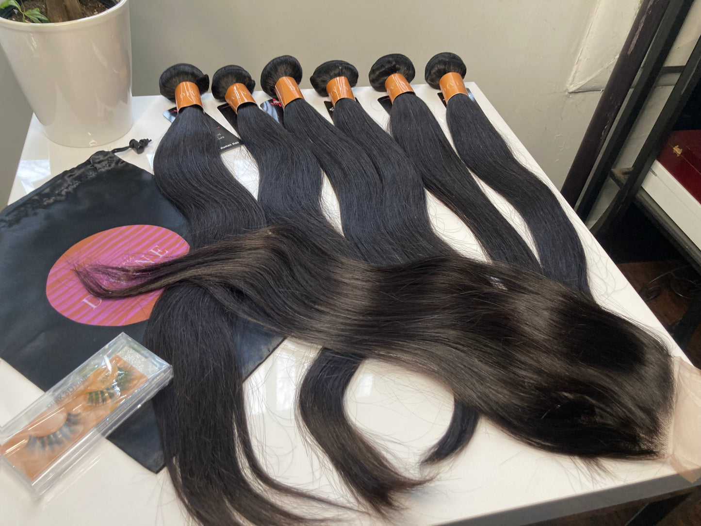 Divinely Lux Closure